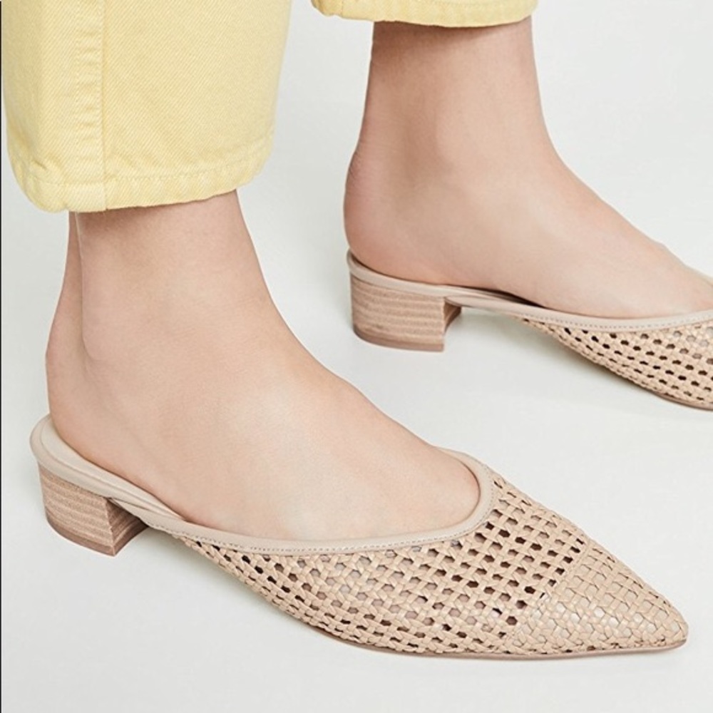 Cupcakes and Cashmere Leviana Woven Slide